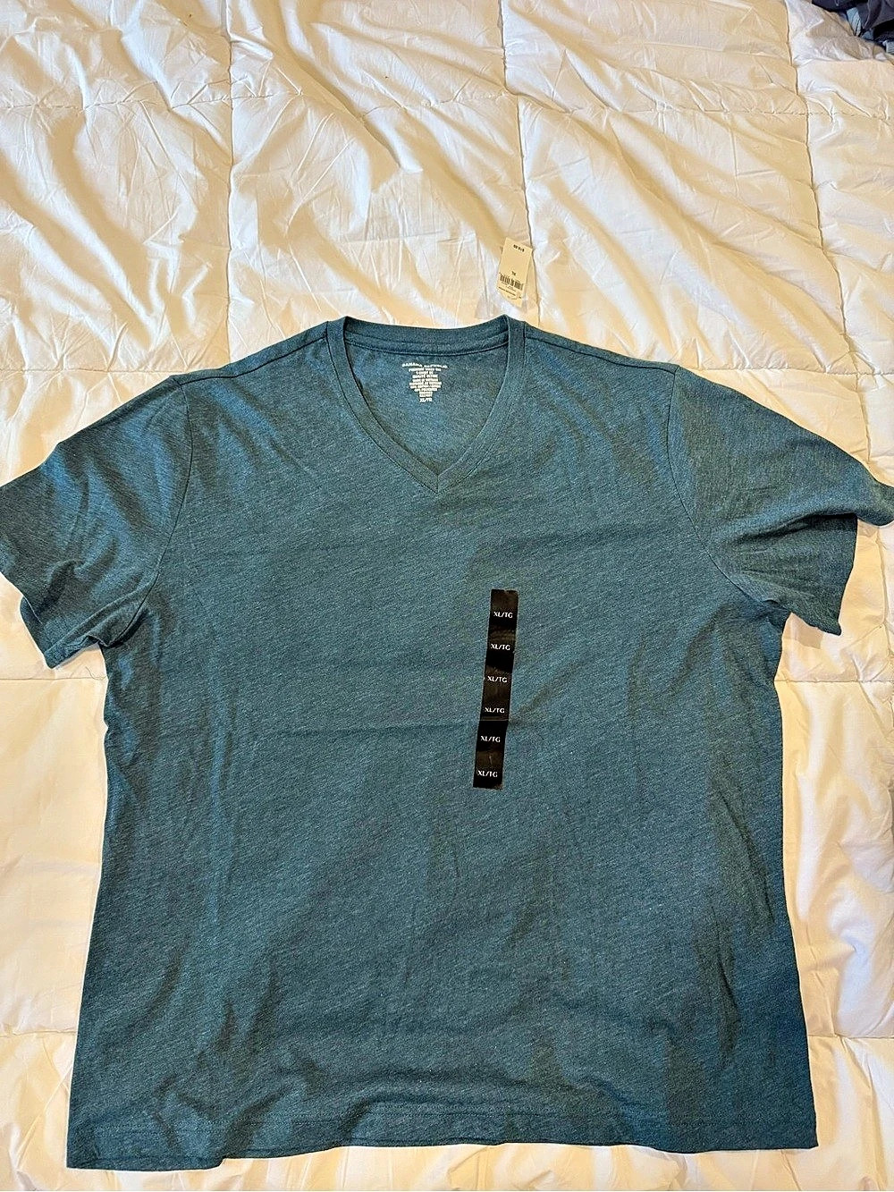 Vintage Banana Republic Premium Wash V-Neck T-Shirt Blue XL